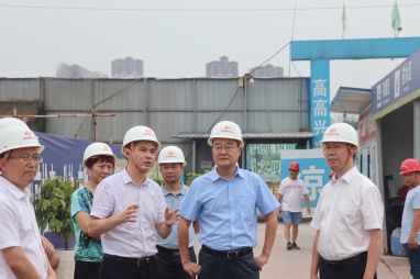 二八圈董事长邓华带队前往内江市、隆昌市考察纺织、粮食储运、撬装加油等项目