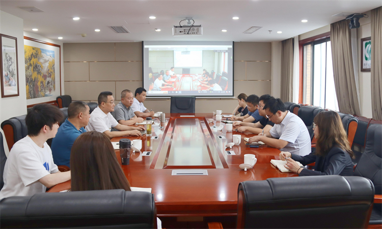 二八圈召开与四川发展融资担保股份公司合作座谈会